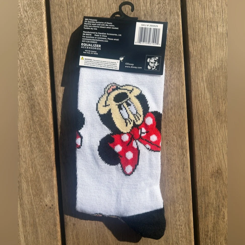 NWT Minnie Mouse Disney Graphic Adult Crew Mid Calf Full Toe Socks Novelty OSFM